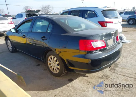 2011 Mitsubishi Galant Fe z USA, uszkodzony, nr VIN 4A32B2FF2BE024541
